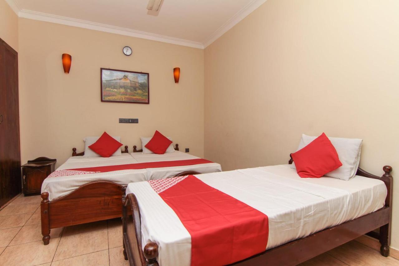 Oyo 108 Eestee Rest Hotel