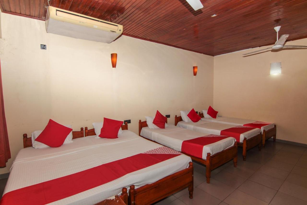 Hotel Oyo 108 Eestee Rest 3*